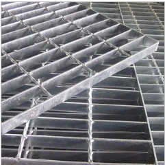 Advantages of Serrated Stainless Steel Grating
